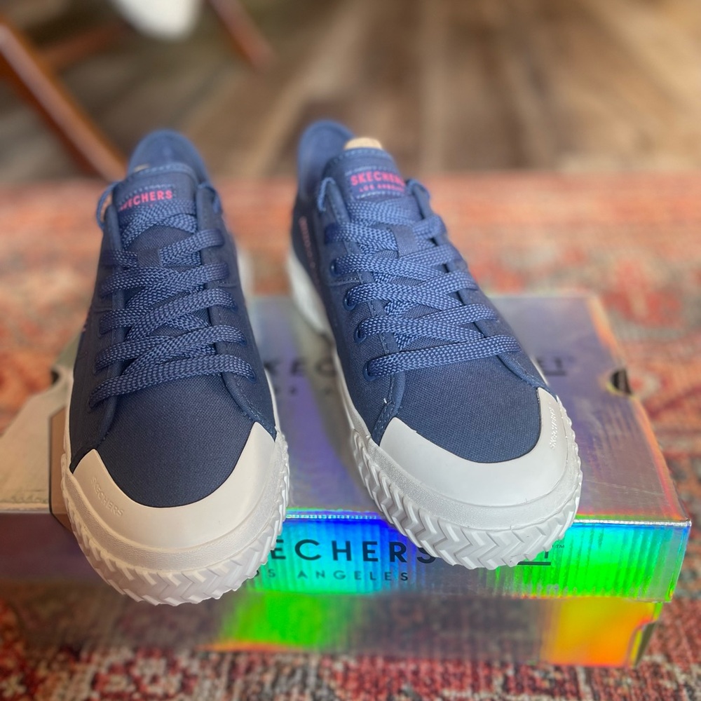 Skechers Navy Blue Sneakers